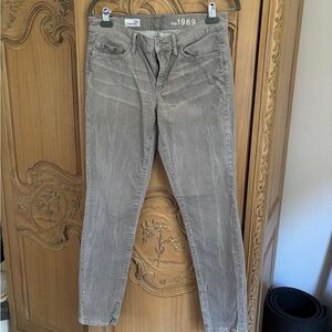 Gap Women's Gray Corduroy Jeans